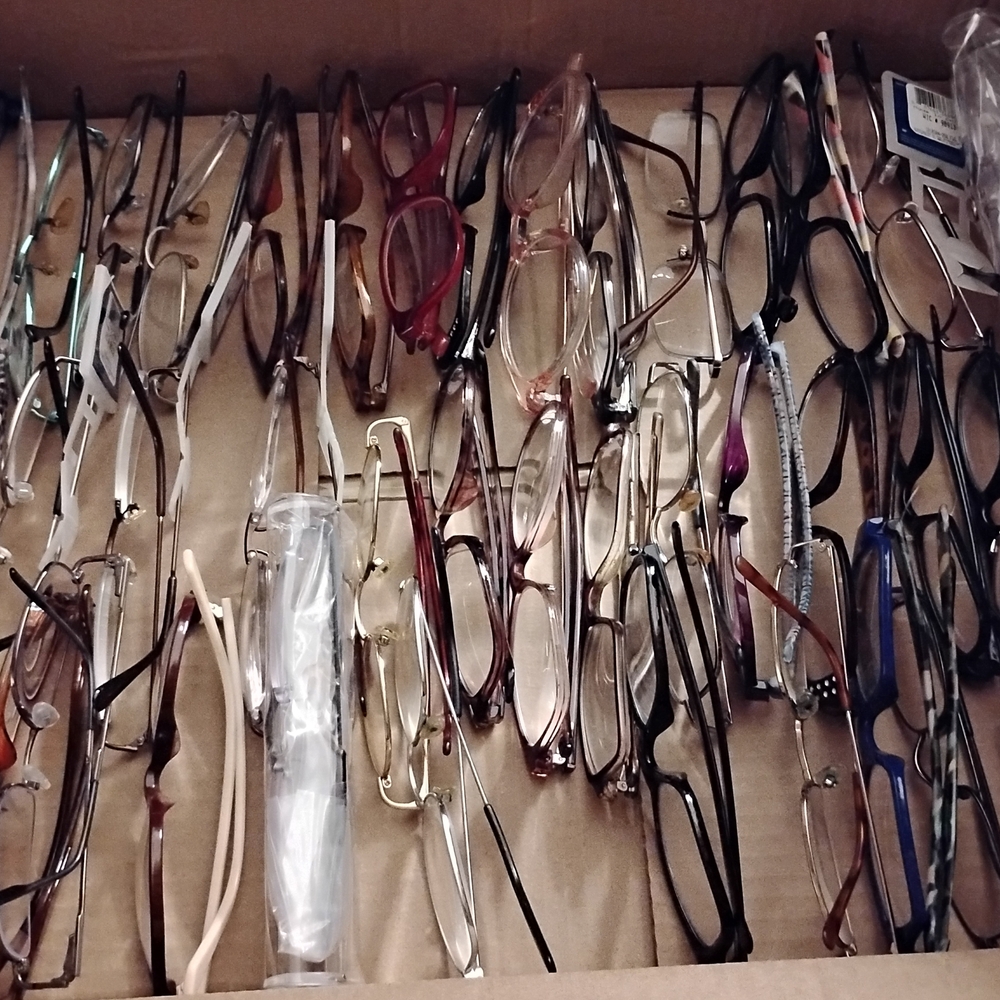 Mystery Box of Stylish Sunglasses and Glasses. Unsorted. 5lb Box. 75-100 Per Box - Picture 5 of 14